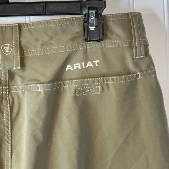 Ariat Tek Shorts Men's 30 Khaki Chino Tech Performance Flat Front Pockets Logo - Picture 8 of 9